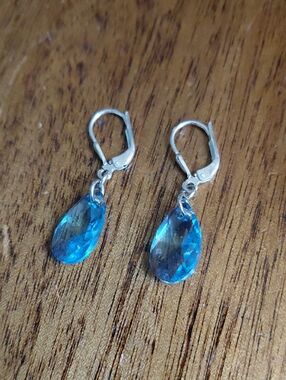 Light Sapphire Blue quartz earrings, Lever back 925 Silver Stamped